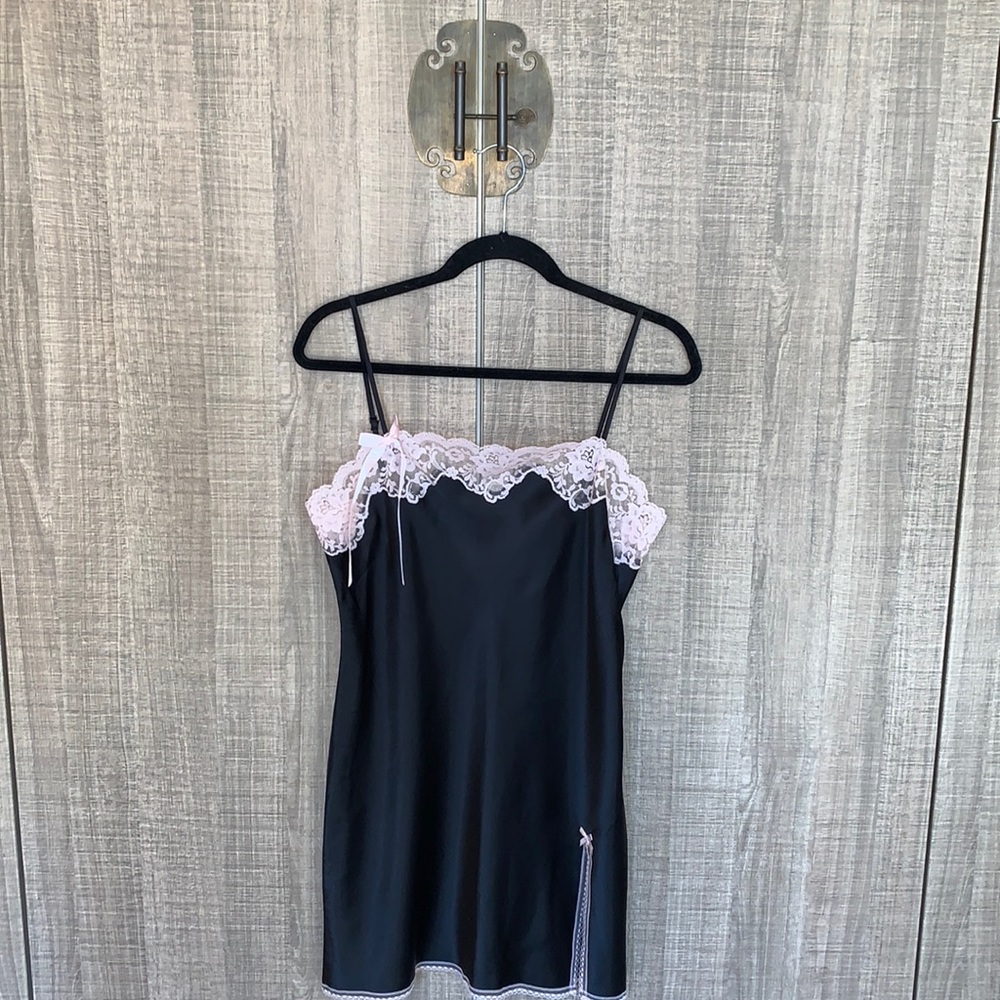 VICTORIA'S SECRET Satin Slip Dress‎